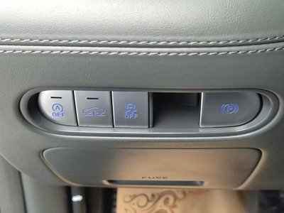 2023 Genesis G90 (RS4) — миниатюра 17