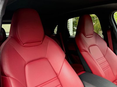 PORSCHE CAYENNE TURBO - 6