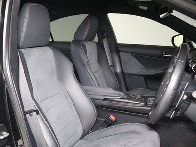LEXUS IS - 3