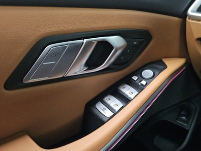2025 BMW 3 SERIES — миниатюра 32