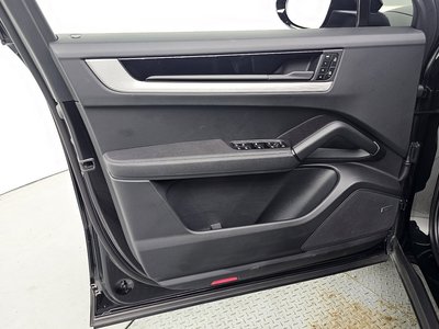 2025 Porsche CAYENNE 缩略图 14