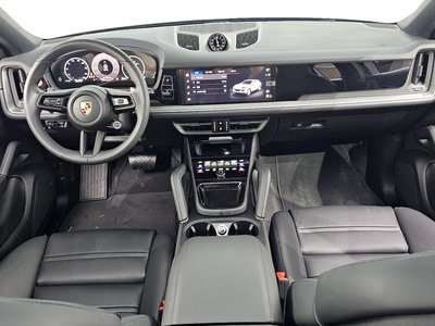 صورة 5 لـ 2025 Porsche CAYENNE
