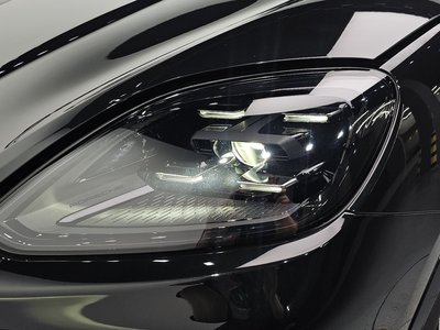 صورة 9 لـ 2025 Porsche CAYENNE