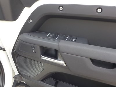 صورة مصغرة 24 لـ 2023 LAND Rover DEFENDER