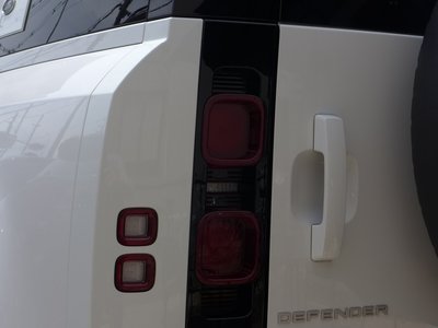 صورة مصغرة 16 لـ 2023 LAND Rover DEFENDER