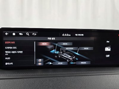 2021 Genesis GV80 thumbnail 15