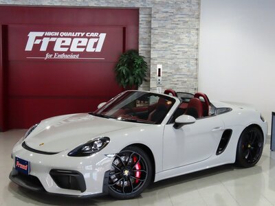 PORSCHE 718 SPYDER