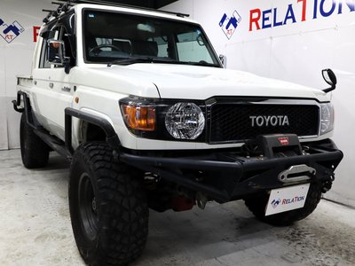 TOYOTA LAND CRUISER - 1