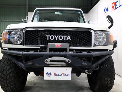TOYOTA LAND CRUISER - 4