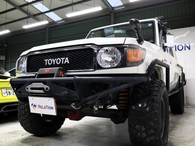 TOYOTA LAND CRUISER - 6