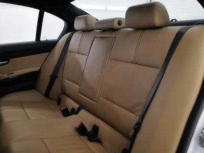 صورة 21 لـ 2008 BMW M3 SEDAN