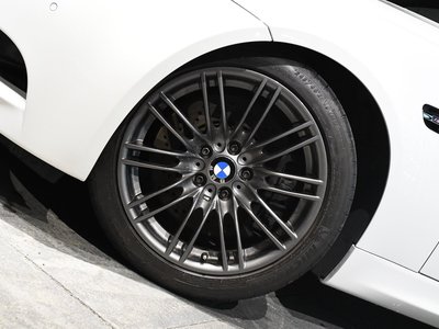 صورة 82 لـ 2008 BMW M3 SEDAN