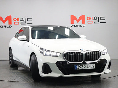 2024 BMW 5 SERIES 照片 4