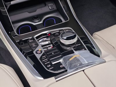 2025 BMW X5 — миниатюра 12