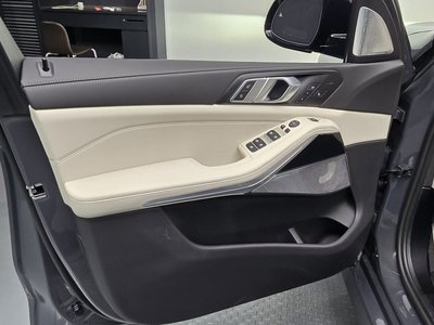 2025 BMW X5 — миниатюра 14