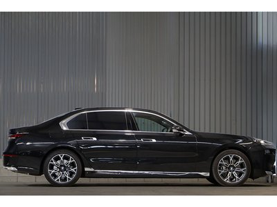 BMW 7 SERIES - 7