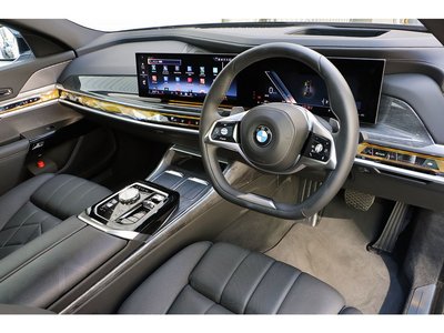 BMW 7 SERIES - 3