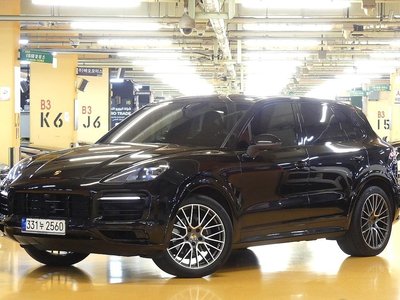 صورة 1 لـ 2022 Porsche CAYENNE