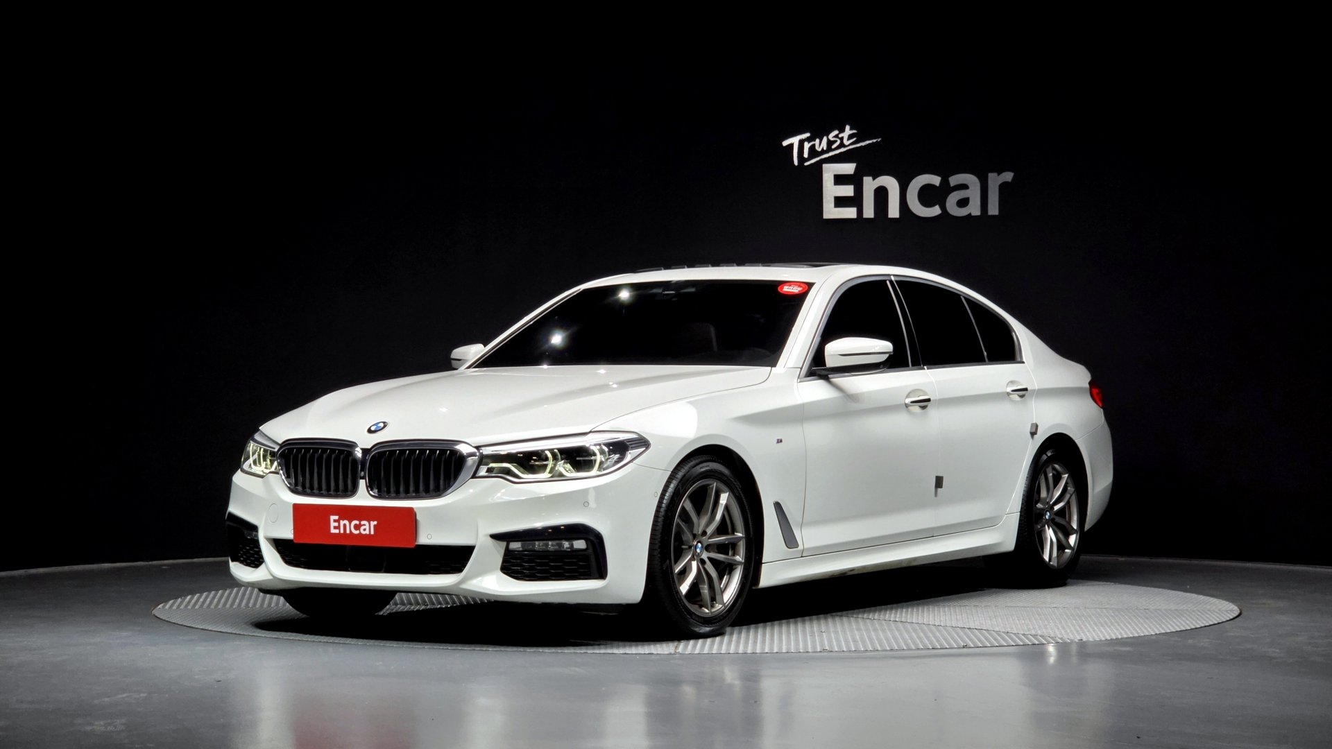 BMW 5 SERIES - View 1