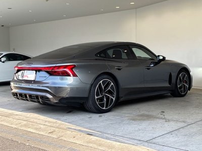 AUDI RS E-TRON GT - 9