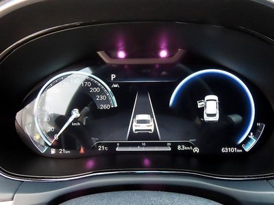 صورة 8 لـ 2021 Genesis GV70