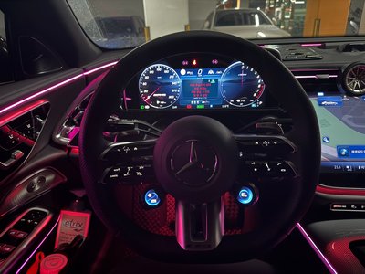 MERCEDES-BENZ E-CLASS - 7