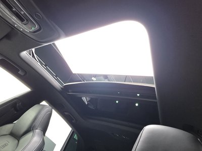 2021 AUDI Q8 — миниатюра 32