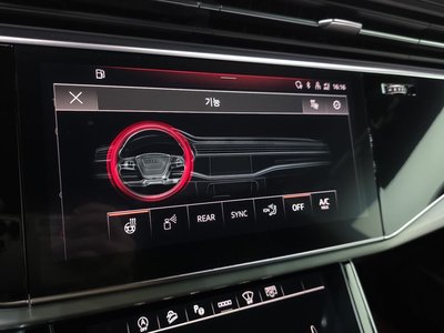 2021 AUDI Q8 — миниатюра 21