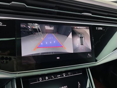 2021 AUDI Q8 — миниатюра 26