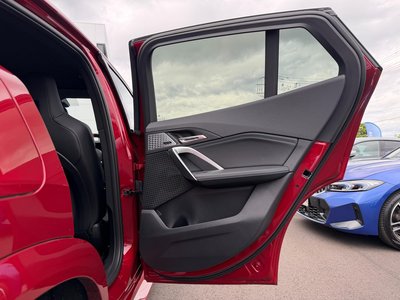 2025 BMW X2 — миниатюра 12
