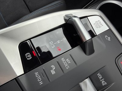 2025 BMW X2 — миниатюра 41