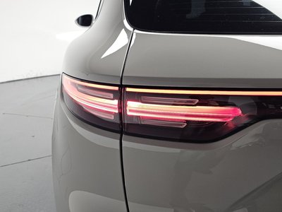 PORSCHE CAYENNE - 10
