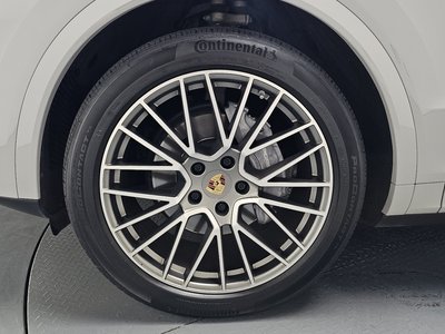 PORSCHE CAYENNE - 6