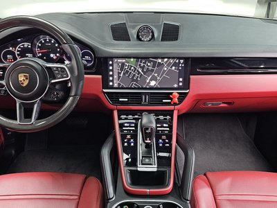 PORSCHE CAYENNE - 5