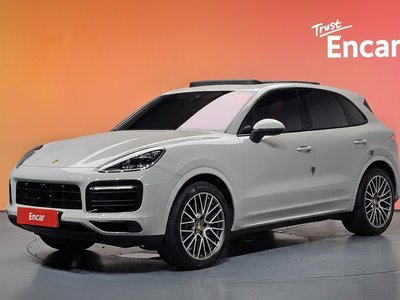 PORSCHE CAYENNE - 1