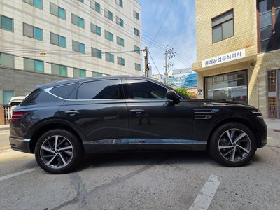 GENESIS GV80 - 3