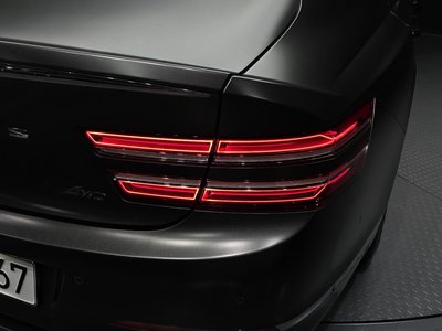 GENESIS G80 (RG3) - 10