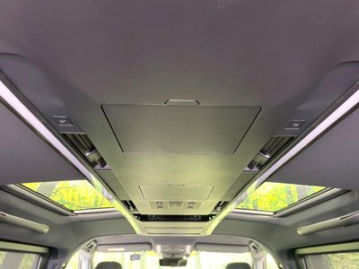 2023 TOYOTA ALPHARD photo 3