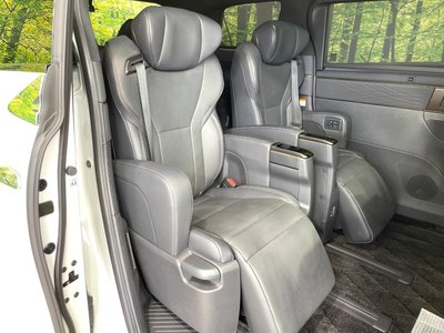 2023 TOYOTA ALPHARD photo 9