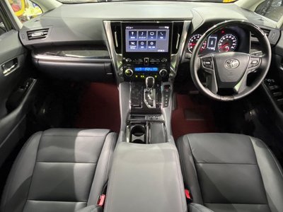 TOYOTA ALPHARD - 2