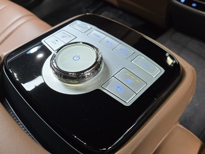 2023 Genesis G80 (RG3) — миниатюра 25