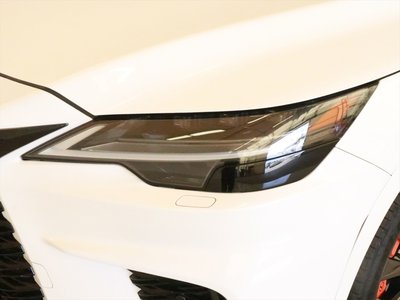 صورة 8 لـ 2023 Lexus RX
