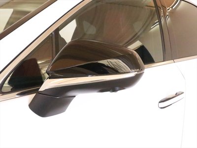 صورة 7 لـ 2023 Lexus RX