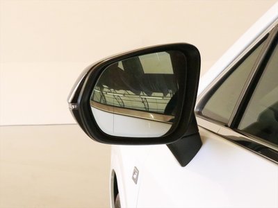 صورة 6 لـ 2023 Lexus RX