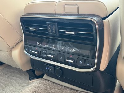 2023 Toyota LAND CRUISER 300 缩略图 51