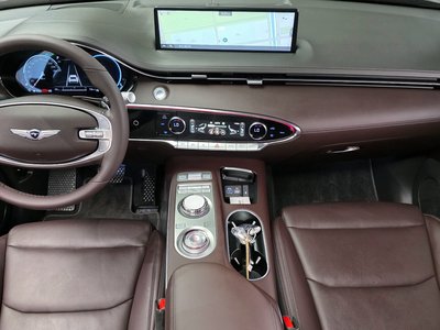 2022 Genesis GV70 photo 5