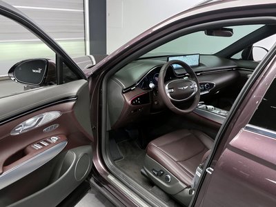 2022 Genesis GV70 photo 10