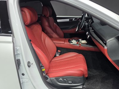 GENESIS G80 (RG3) - 10