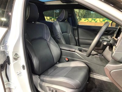 TOYOTA CROWN SPORT - 9