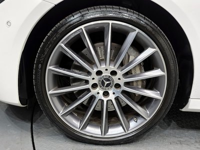 MERCEDES-BENZ E-CLASS - 6